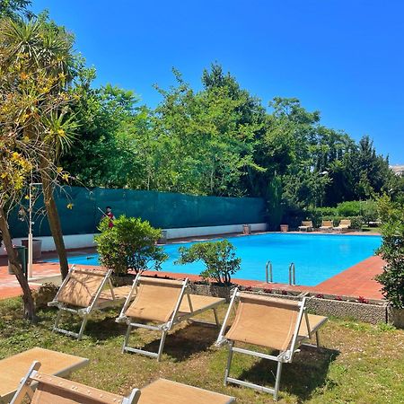 Modern Apartment 10 Min Vatican Parking&Pool 로마 외부 사진